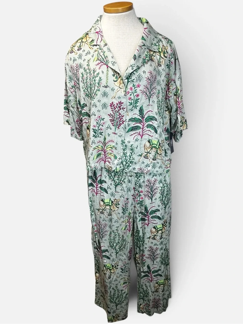 Printfresh Eco Satin Wildest Dreams Pajama Set in Camel'ss Courtyard Print